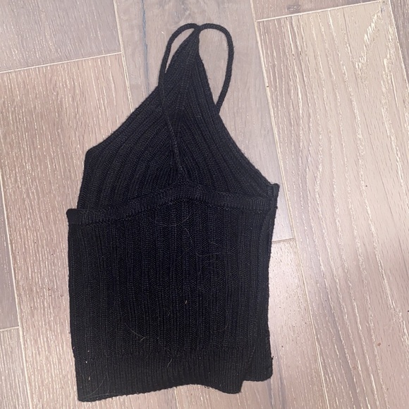 Ribbed knit black woven tank top - Picture 2 of 3